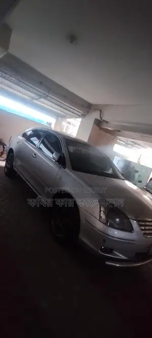 Toyota Premio silver 2005