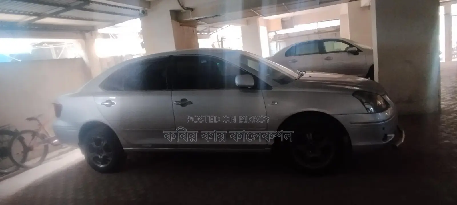 Toyota Premio silver 2005