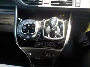 Toyota Esquire Gi 2020