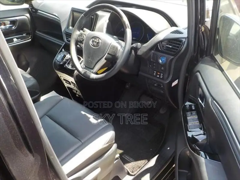 Toyota Esquire Gi 2020