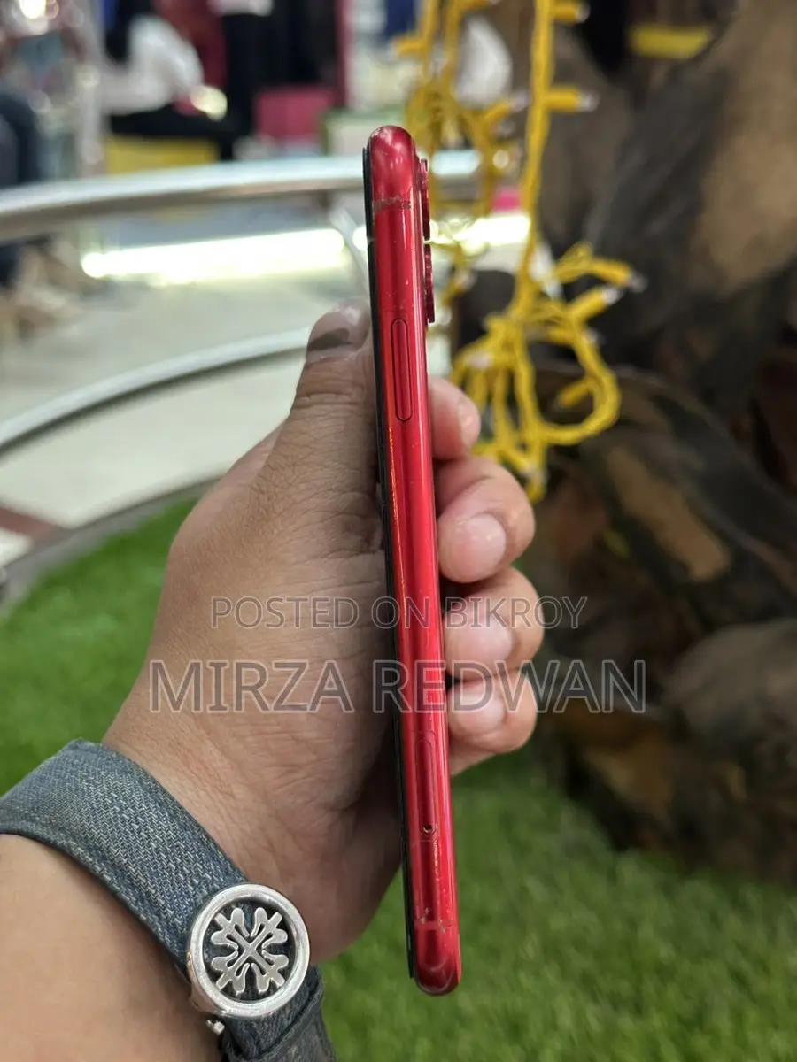 Apple iPhone 11 (ব্যবহৃত)