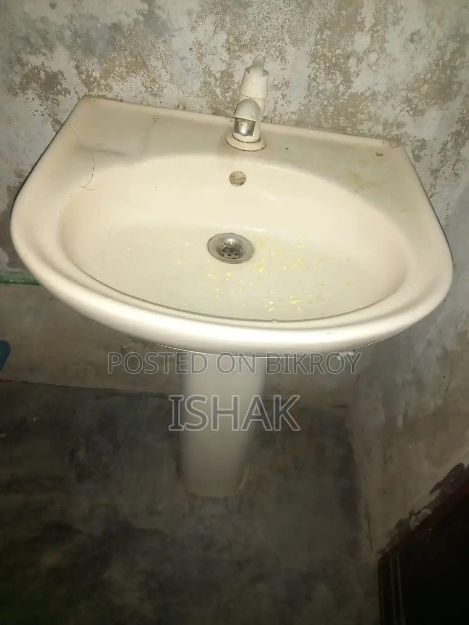 Bathroom Hand Wash Basin Including Tap For Sale.