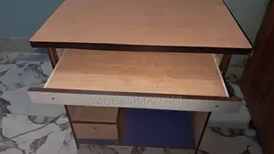 Computer Table