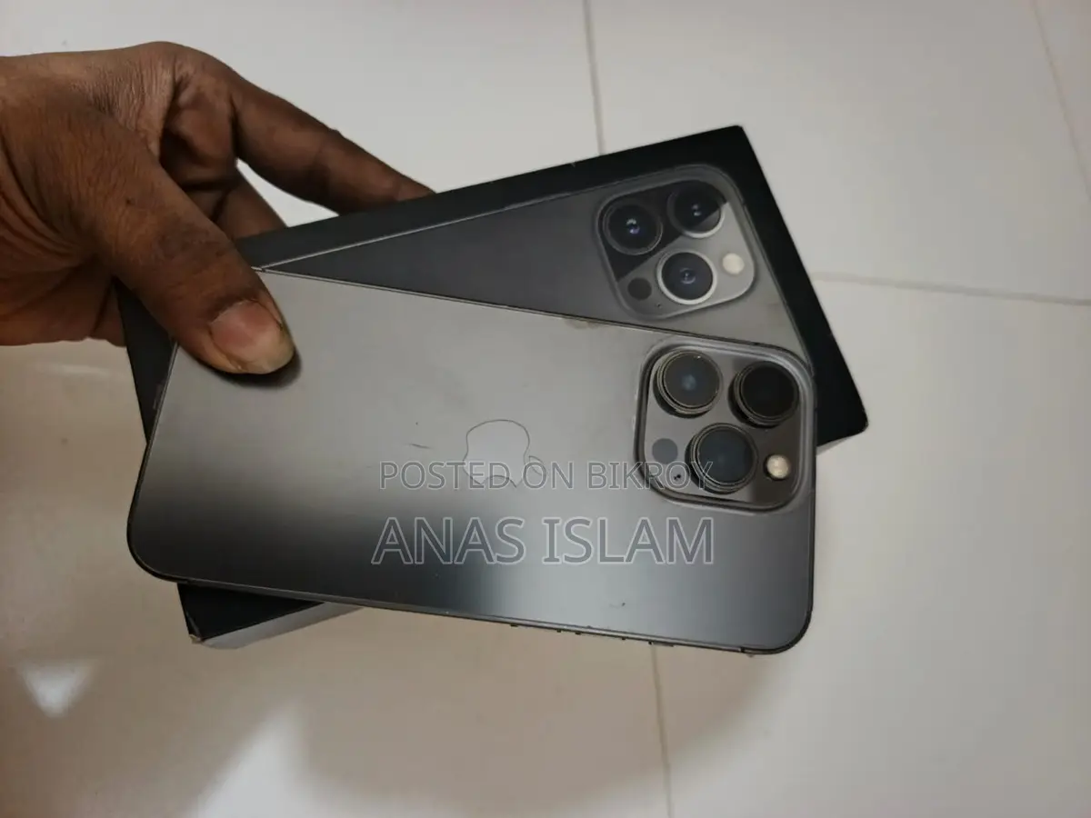Apple iPhone 13 Pro . (Used)