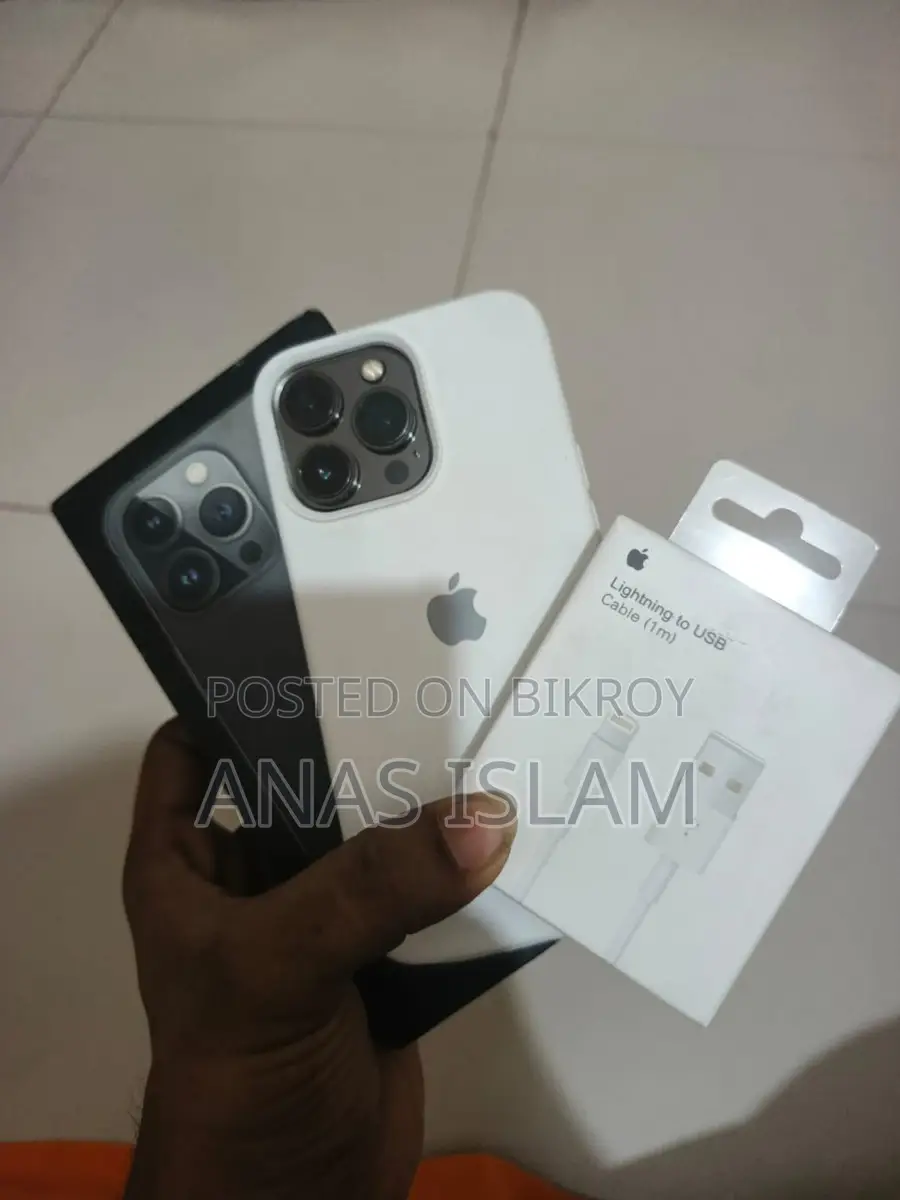 Apple iPhone 13 Pro . (Used)