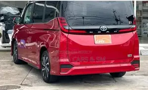Toyota Noah Hybrid SZ Red New 2023