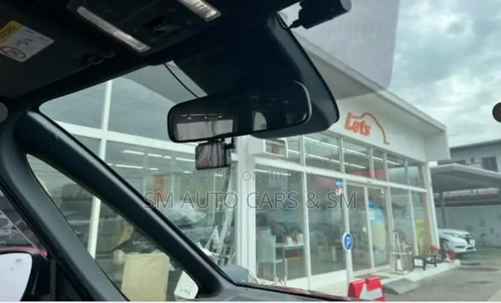 Toyota Noah Hybrid SZ Red New 2023