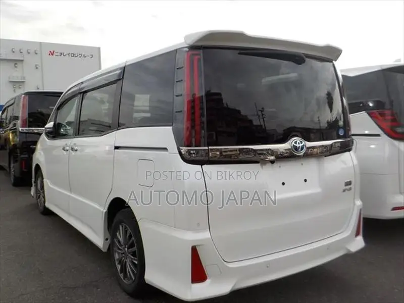 Toyota Noah Si WXB 2 2020