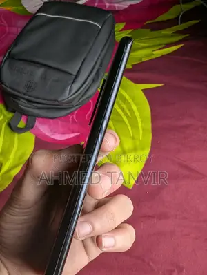 Samsung Galaxy S20 Plus (Used)