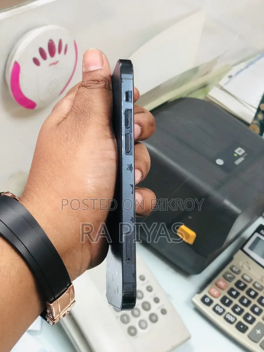 Apple iPhone 12 Pro (Used)