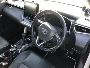 Toyota Corolla Cross Z Leather Pearl 2021