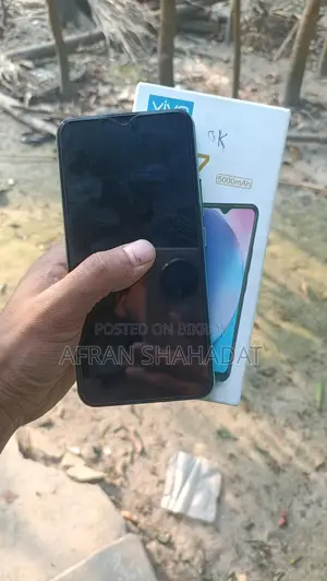 Vivo Y17 8/256GB (Used)