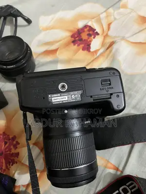 Canon 700D