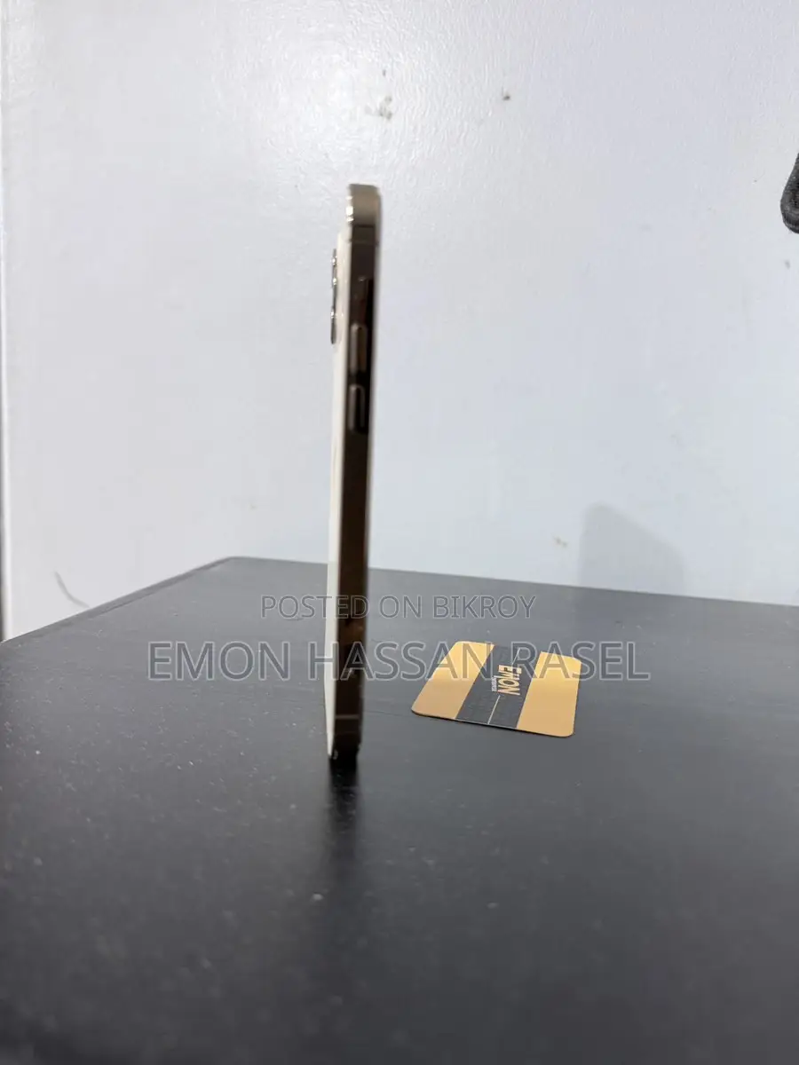 Apple iPhone 12 Pro (Used)