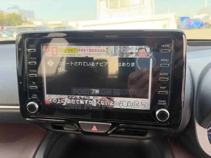 Toyota Yaris Cross Z Pearl & Black 2021