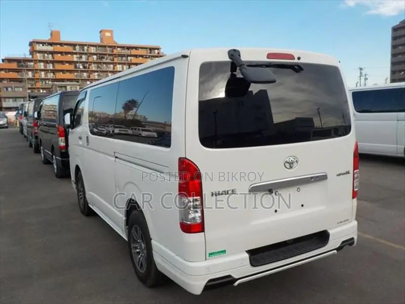 Toyota Hiace S GL Dark Prime(4) 2021