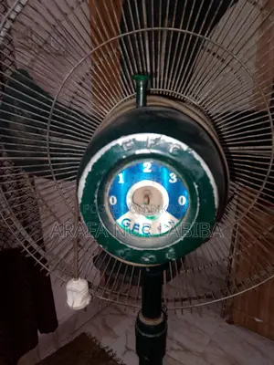 Gec Stand Fan বিক্রয় হবে এটি পুরাতন তবে শক্তিশালী