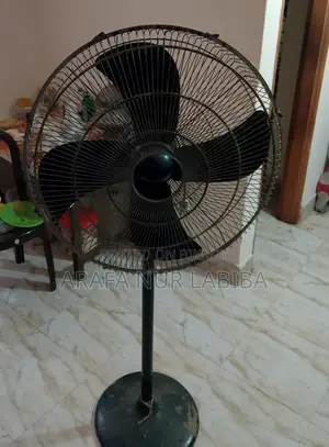 Gec Stand Fan বিক্রয় হবে এটি পুরাতন তবে শক্তিশালী