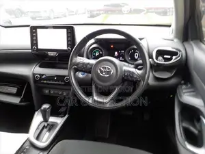 Toyota Yaris Cross G Hybrid Golden 360° 2021