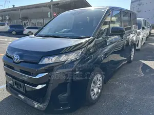 Toyota Noah X HYB PUSH 63000KM 2022