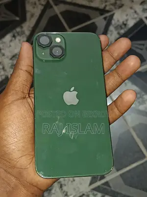 Apple iPhone 13 (Used)