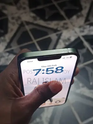 Apple iPhone 13 (Used)