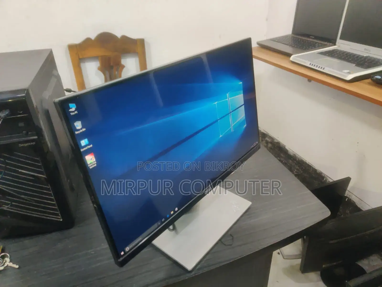 Monitor - 22 inch LED DELL, completely fresh