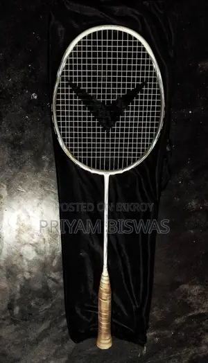 Vs Titan 7 100% Original Badminton Bat.