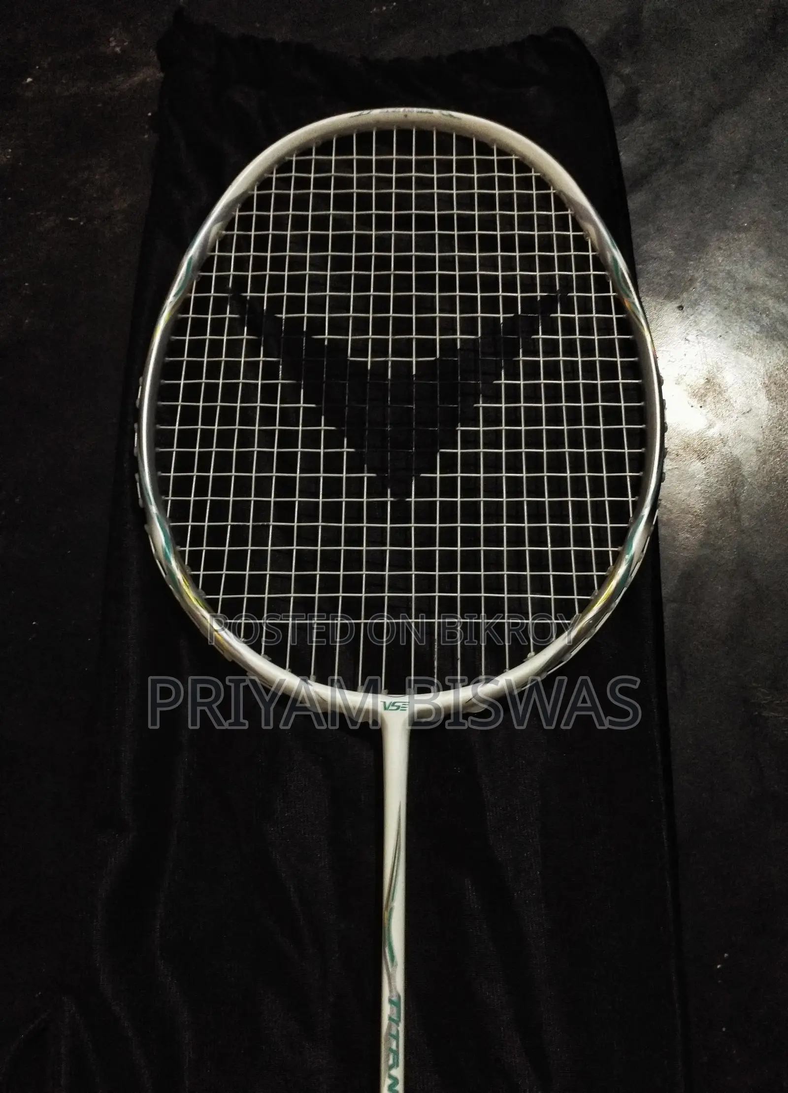Vs Titan 7 100% Original Badminton Bat.