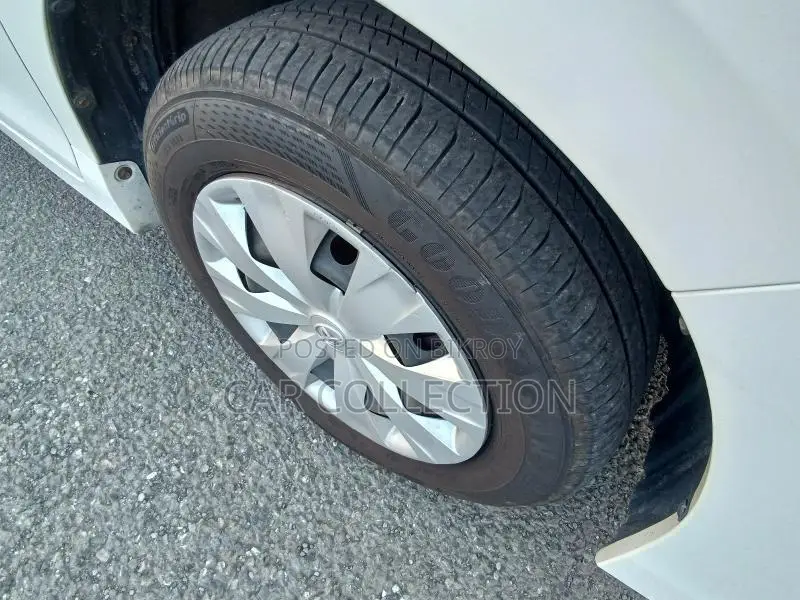 Toyota Noah X Non Hybrid Pearl 2020