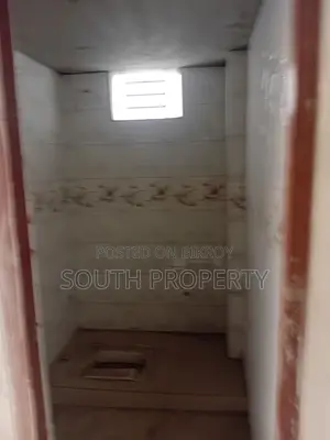 রিয়াজবাগ, ঢাকায় ১৩২০ বর্গফুটের ফ্ল্যাট বিক্রির জন্য প্রস্তুত