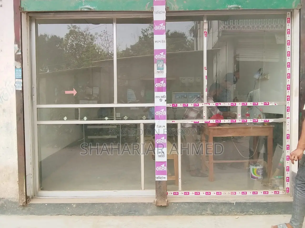 Thai glass Partitions 0