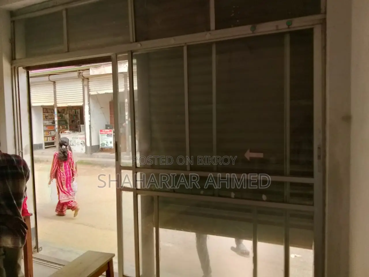 Thai glass Partitions 0