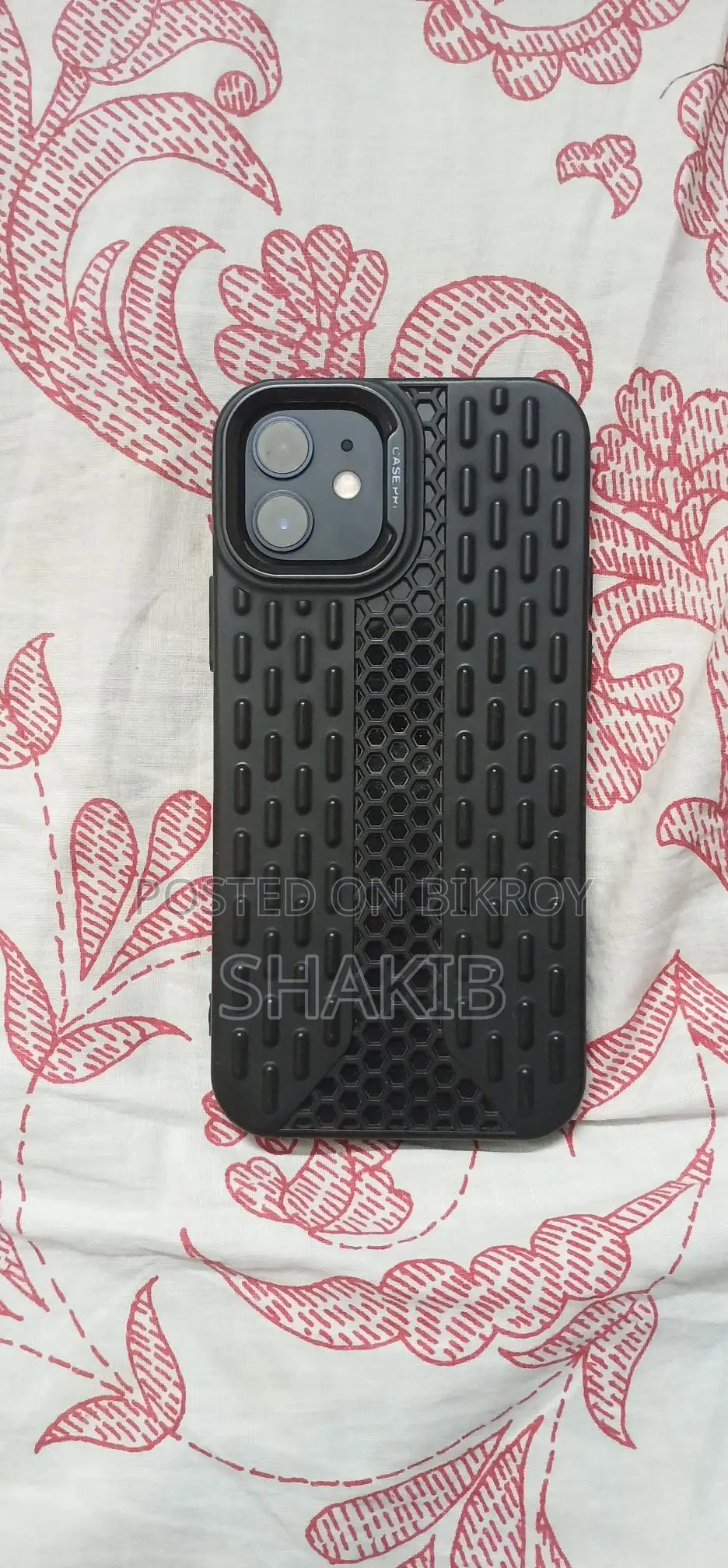 Apple iPhone 12 (Used)