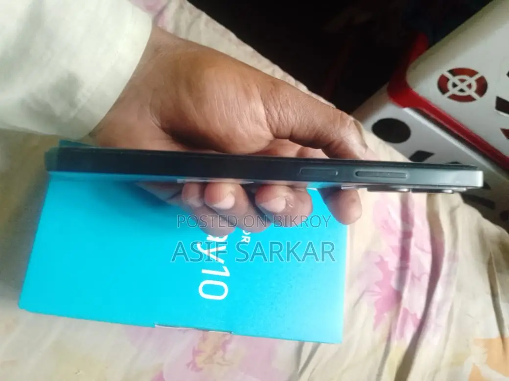 Honor 10 play (Used)