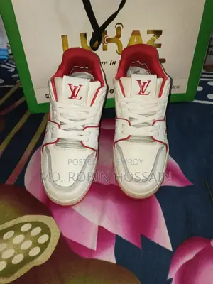 Louis Vuitton light sneaker trainer red (grade 1:1)