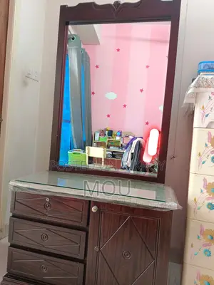 Dressing Table with Seater