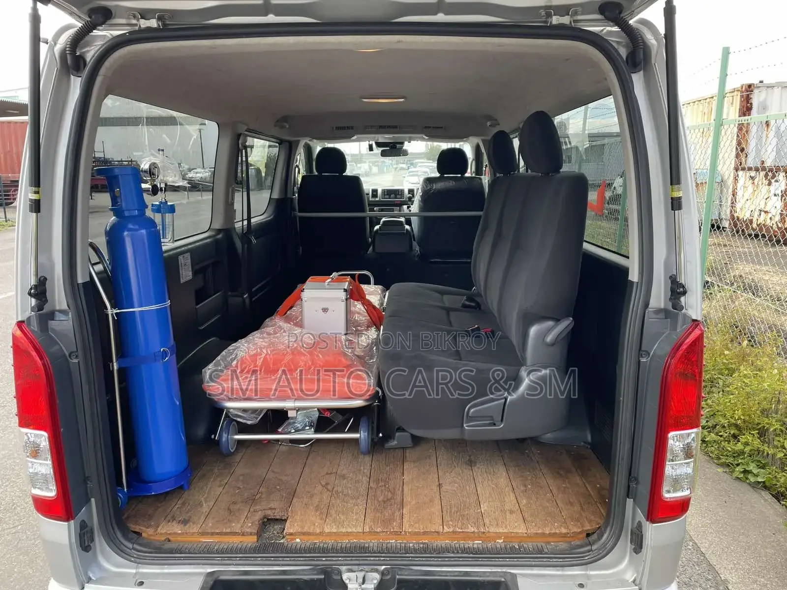 Toyota Hiace Ambulance Super GL 2020