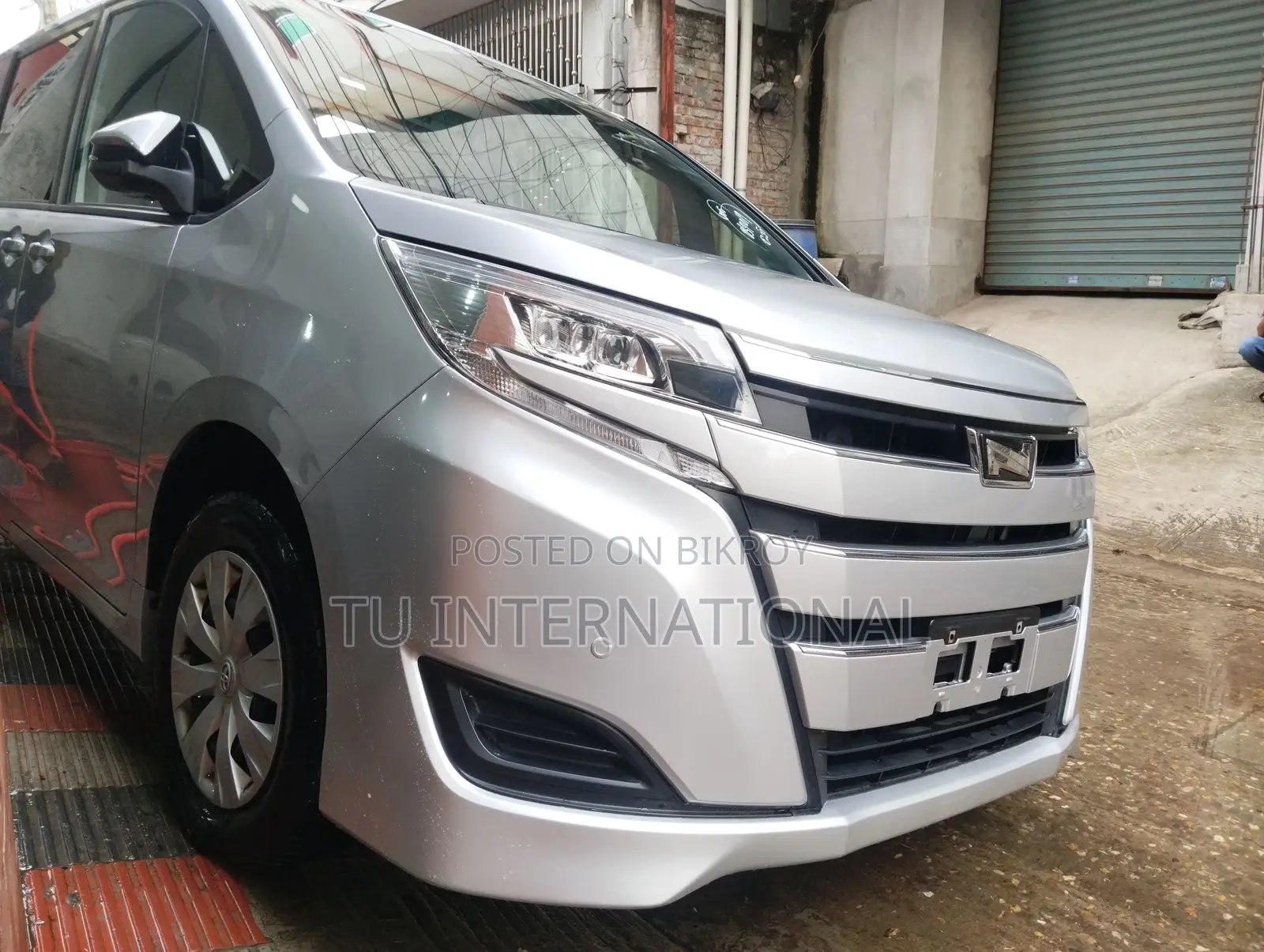 Toyota Noah NON HV PACKAGE 2021