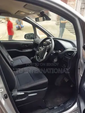 Toyota Noah NON HV PACKAGE 2021