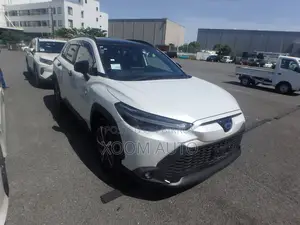 Toyota Corolla Cross Z LEATHER PEARLCOLOR 2023