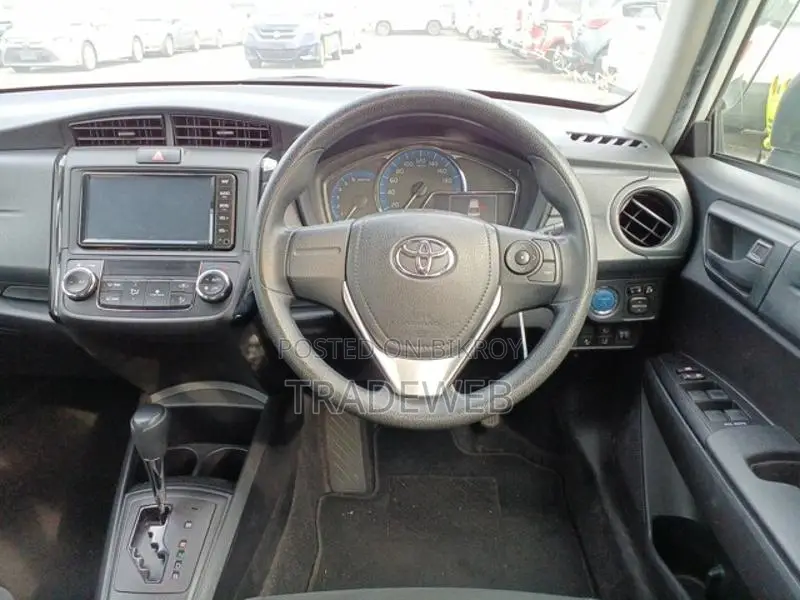 Toyota Axio Ex Package HYBRID 20 2020