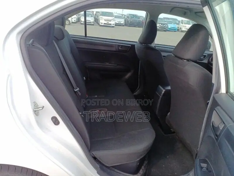 Toyota Axio Ex Package HYBRID 20 2020