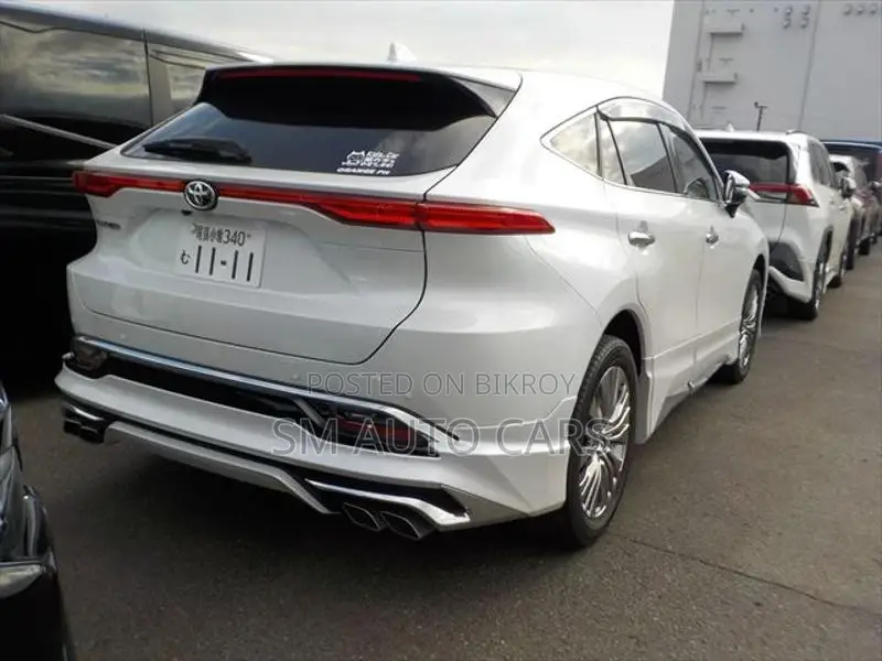 Toyota Harrier Non Hybrid Z Pearl 2023