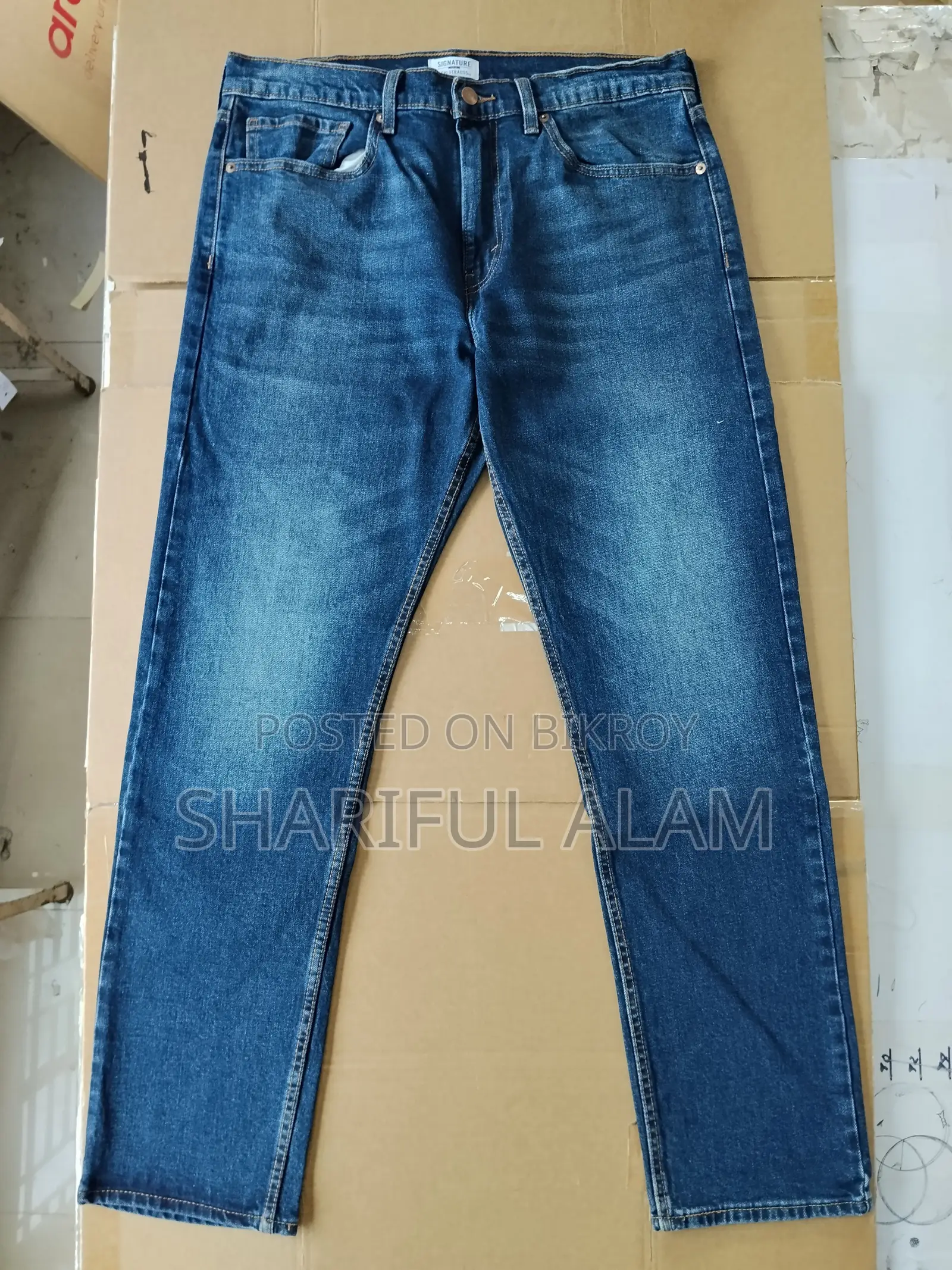 Export Quality Original Levi's And Signature Brand Pant