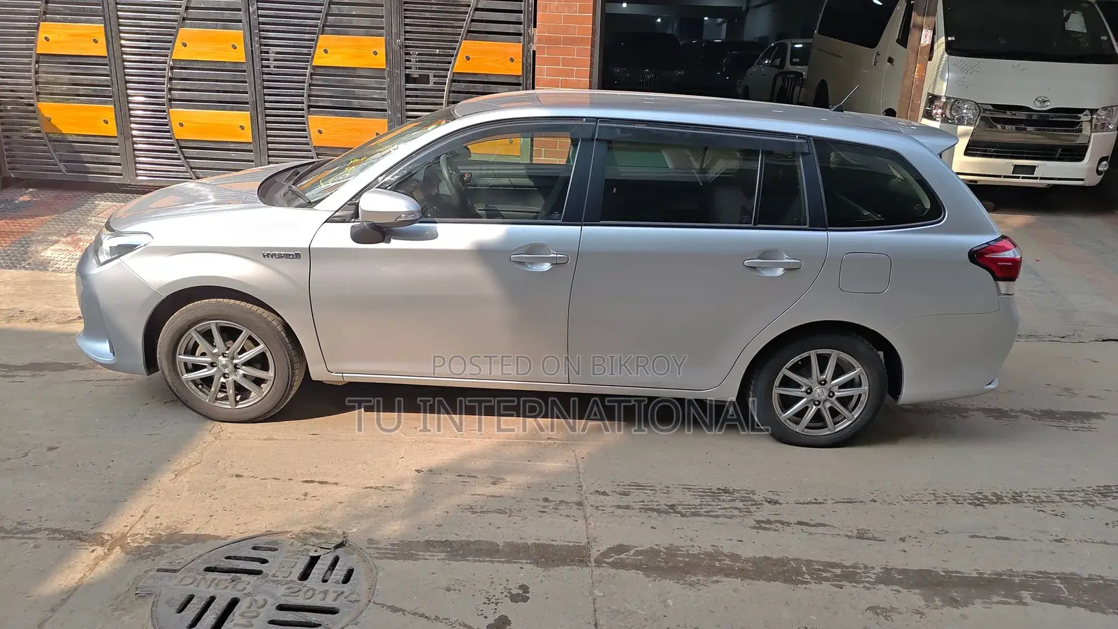 Toyota Fielder HYBRID UNIT 2020