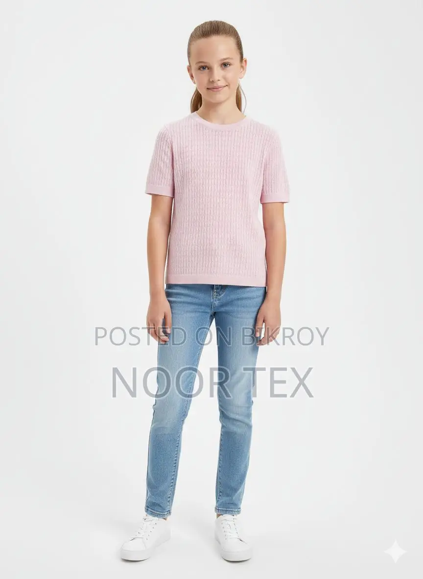 GIRLS BREATHABLE UNIQUE T-SHIRT