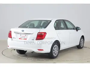 Toyota Axio Hybrid EX Push. 2020