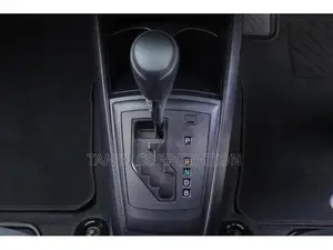 Toyota Axio Hybrid EX Push. 2020