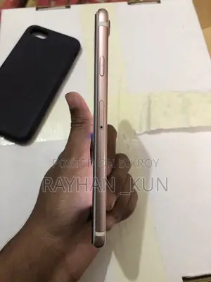 Apple iPhone 7 (128GB) (Used)
